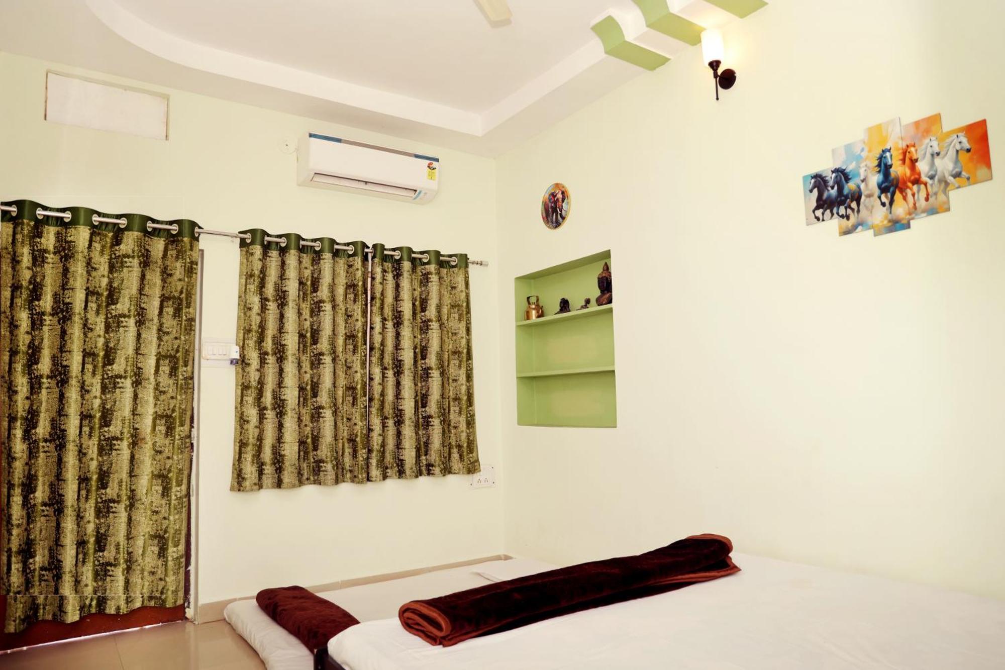 Shree Vinayak Guest House Ujjain Εξωτερικό φωτογραφία